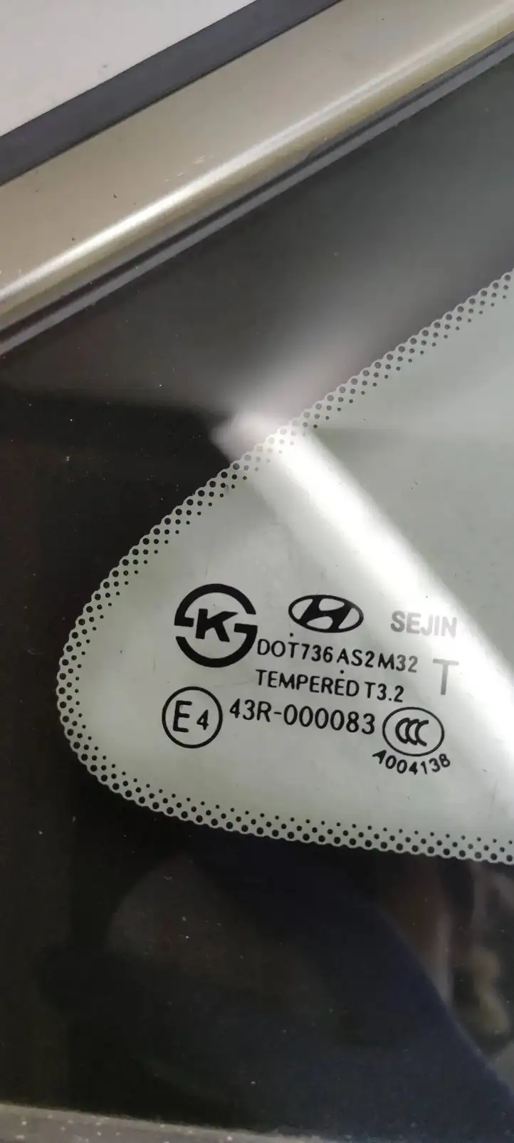 Hyundai i40 (2011 - ) 43R000083 Заднее боковое стекло — фото 3