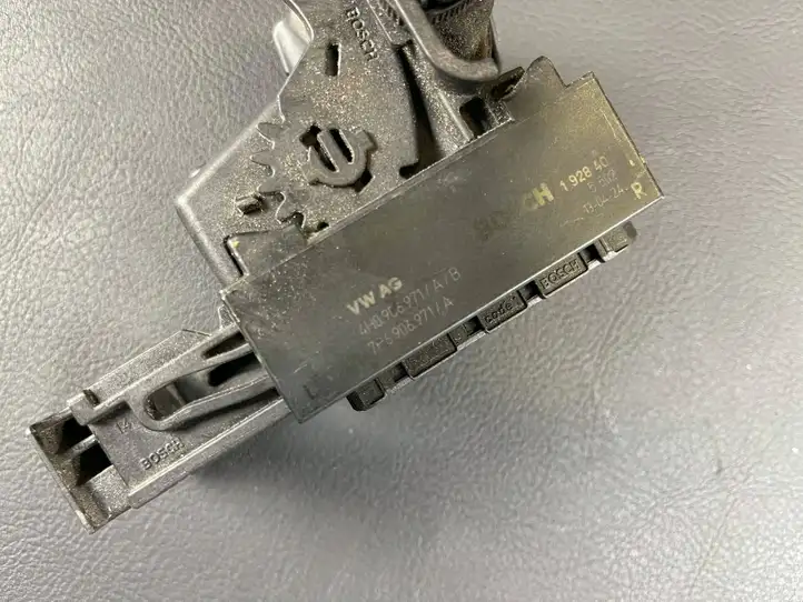 Volkswagen Golf VII (2013 - 2019) 4H0906971 Прочая электропроводка — фото 4