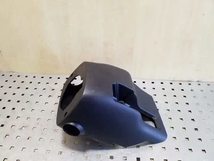 Toyota Yaris (2005 - 2009) Обшивка рулевой колонки — фото 2