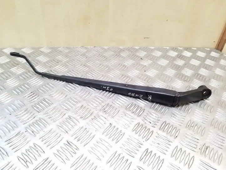 Toyota Corolla Verso E121 (2004 - 2007) 6799NWB Рычаг стеклоочистителя — фото 1
