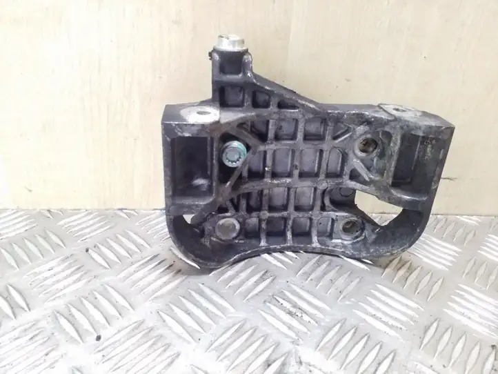 Volkswagen Touareg I (2002 - 2010) 059903143P Кронштейн генератора — фото 1