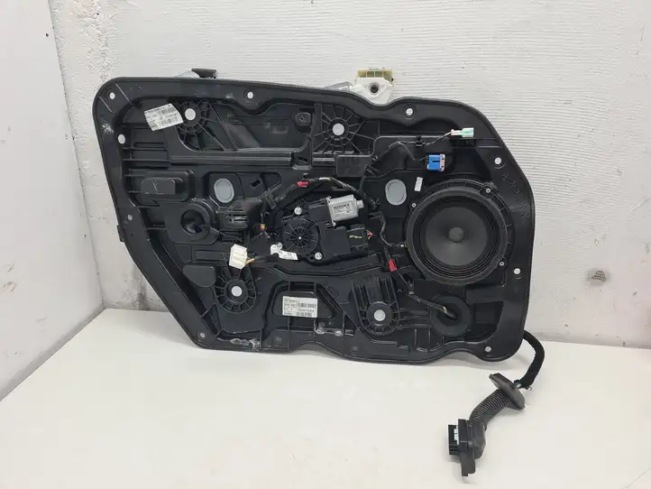 Kia Ceed (2015 - 2018) 82470A2301 Электростеклоподъемник передний (комплект) — фото 1