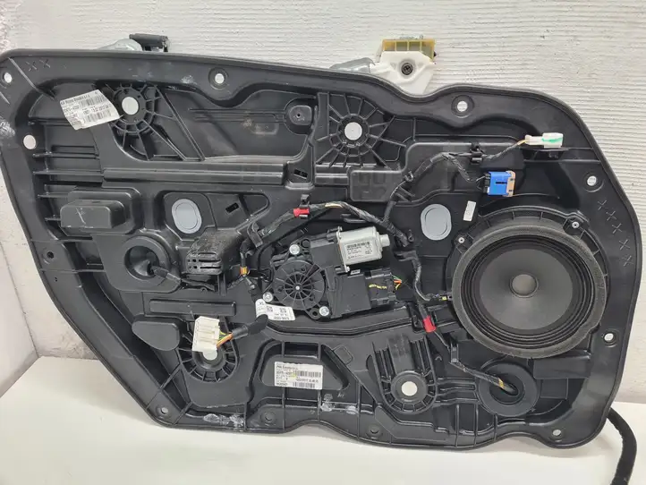 Kia Ceed (2015 - 2018) 82470A2301 Электростеклоподъемник передний (комплект) — фото 2