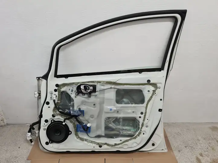 Nissan Note (E12) (2014 - 2018) Дверь — фото 6