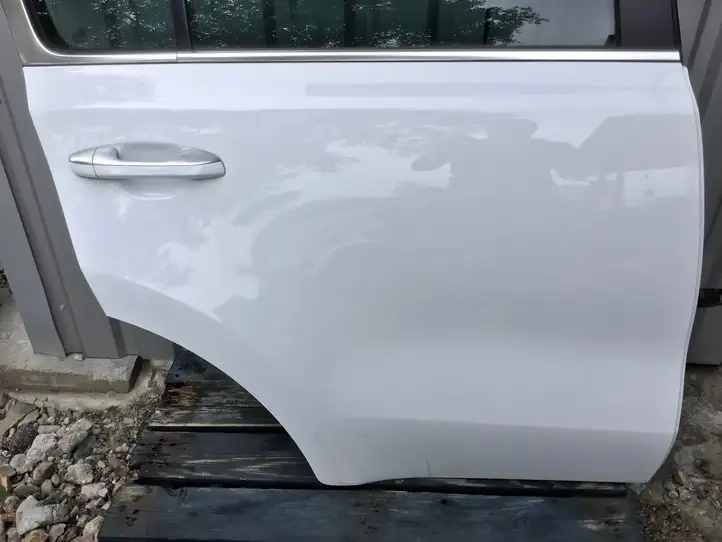 Kia Sportage (2016 - 2018) Задняя дверь — фото 9