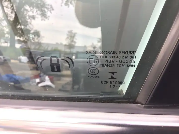 Kia Sportage (2016 - 2018) Дверь — фото 2