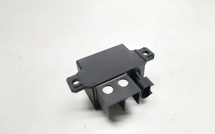 BMW 5 GT F07 (2010 - 2017) 7661503 Другое реле — фото 3