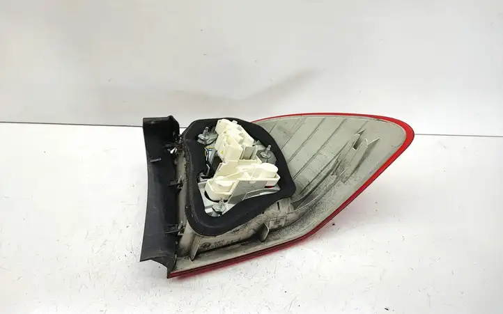 BMW 3 E90 E91 (2005 - 2012) 7289431 Задний фонарь в кузове — фото 2