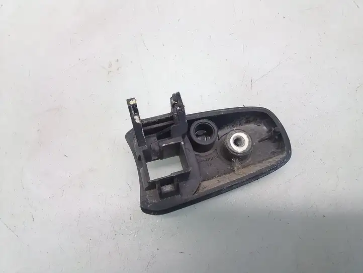 Mazda 5 (2005 - 2010) Накладка ручки задней двери — фото 3