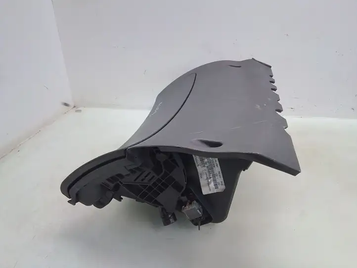 Skoda Octavia Mk2 (1Z) (2004 - 2013) 1Z1857097L Вещевой ящик — фото 4