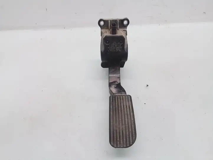 Volkswagen Crafter (2006 - 2016) A9063000304 Педаль акселератора — фото 1