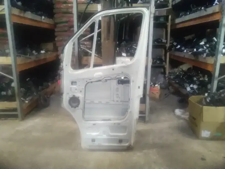 Volkswagen Crafter (2006 - 2016) Дверь — фото 7