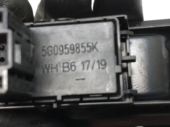 Volkswagen Tiguan (2016 - 2020) 5g0959855k Блок кнопок стеклоподъемников — фото 4