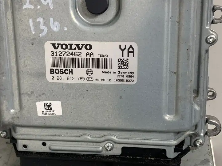 Volvo V70 (2007 - 2013) 31272462AA Блок управления двигателем (ЭБУ) — фото 2