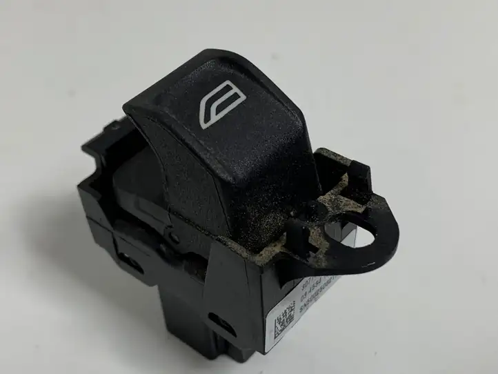 Volvo V70 (2007 - 2013) 30773273 Кнопка стеклоподъемников — фото 1