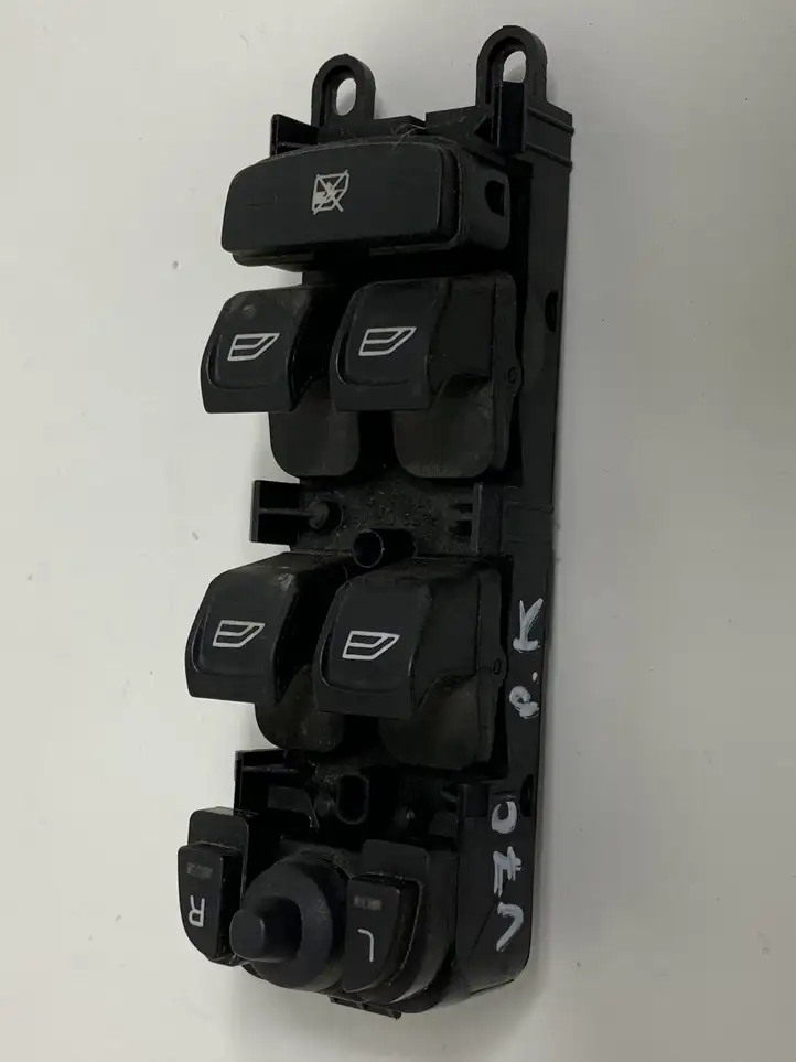 Volvo V70 (2007 - 2013) 30773269 Кнопка стеклоподъемников — фото 1