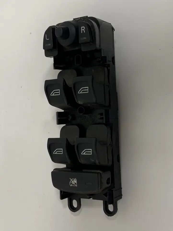 Volvo V70 (2007 - 2013) 30773269 Кнопка стеклоподъемников — фото 2