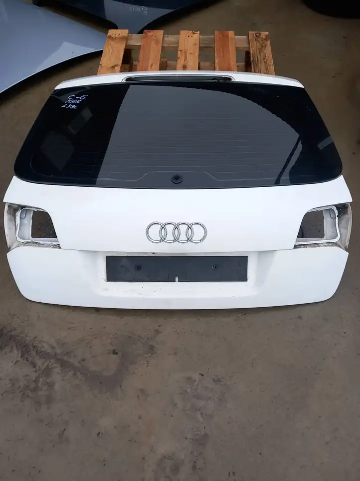 Audi A6 S6 C6 4F (2008 - 2011) Крышка багажника — фото 1