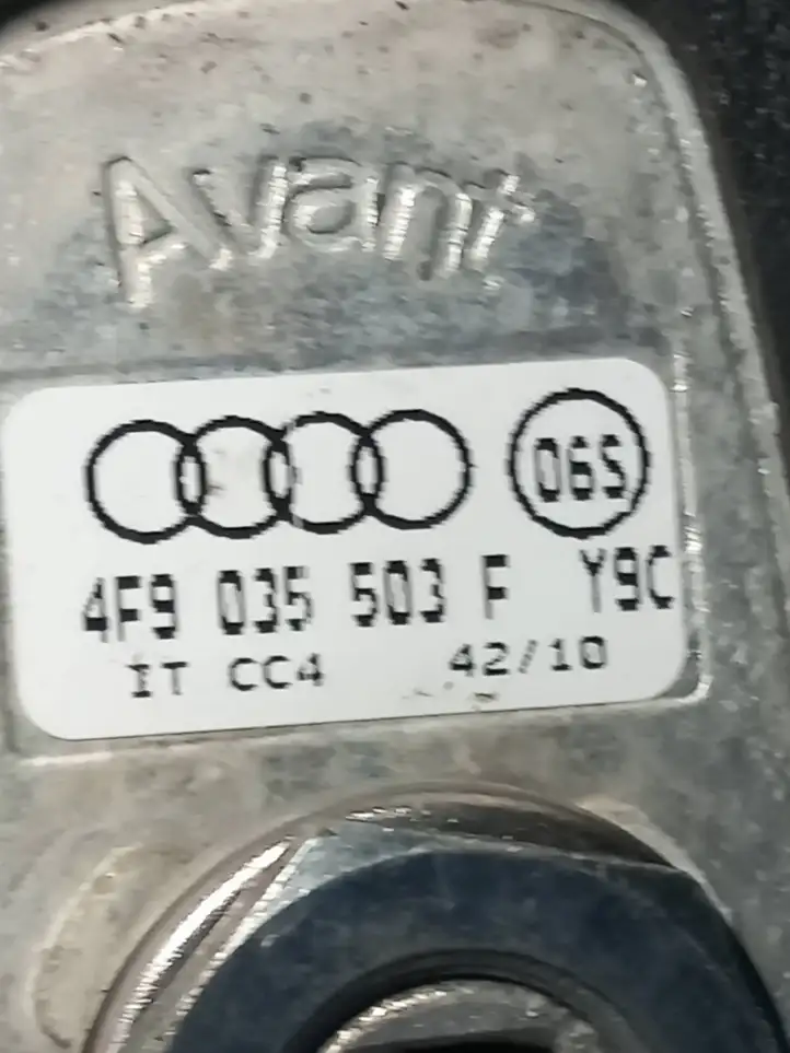 Audi A6 S6 C6 4F (2008 - 2011) 4F9035503F GPS антенна — фото 3