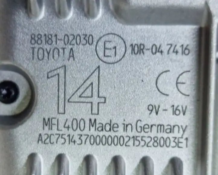 Toyota Auris E180 (2012 - 2018) 8818102030 Камера в лобовом стекле — фото 6