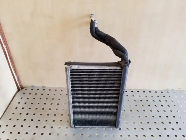 BMW 3 E90 E91 (2005 - 2012) Испаритель кондиционера — фото 2