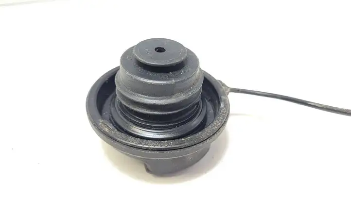 Opel Zafira B (2003 - 2006) 13140958 Крышка топливного бака — фото 3