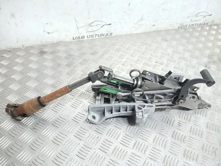 Ford Kuga I (2008 - 2012)  09111501172 Ось рулевого колеса