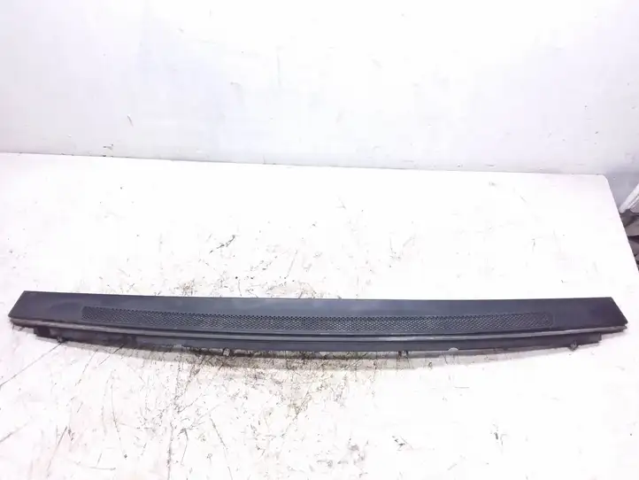 Mercedes-Benz A W168 (1997 - 2004) A1688300518 Жабо стеклоочистителей — фото 1