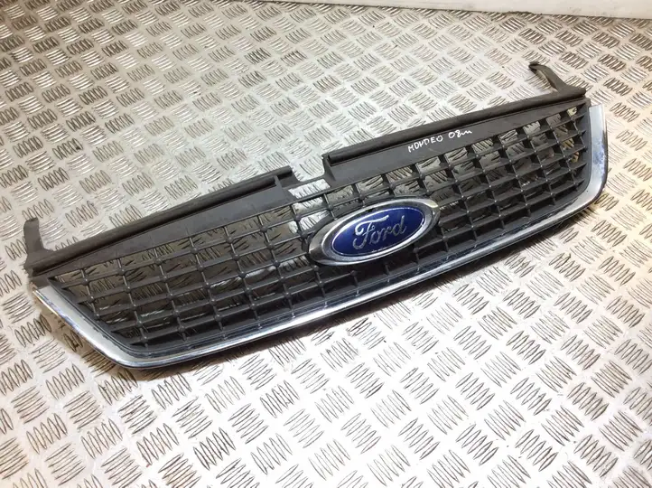 Ford Mondeo MK IV (2007 - 2014) 7S718200D Верхняя решетка радиатора — фото 1