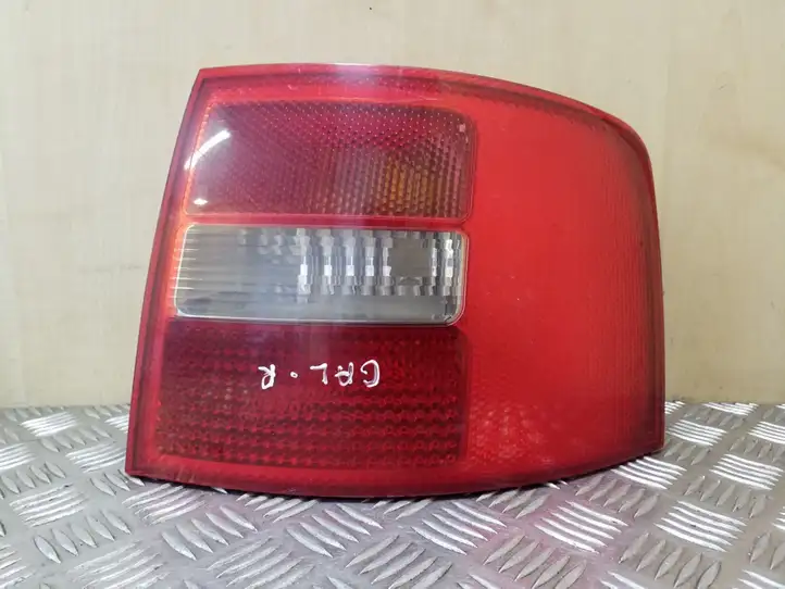Audi A6 Allroad C5 (2000 - 2006) 4B9945096F3FZ Задний фонарь в кузове — фото 1