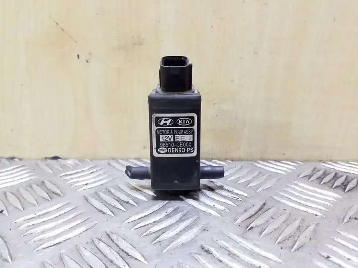 Kia Sorento (2006 - 2009) 985103E000 Насос омывателя стекла — фото 1