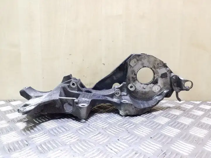 Volkswagen PASSAT B7 (2011 - 2014) 03L903143Q Кронштейн генератора — фото 1