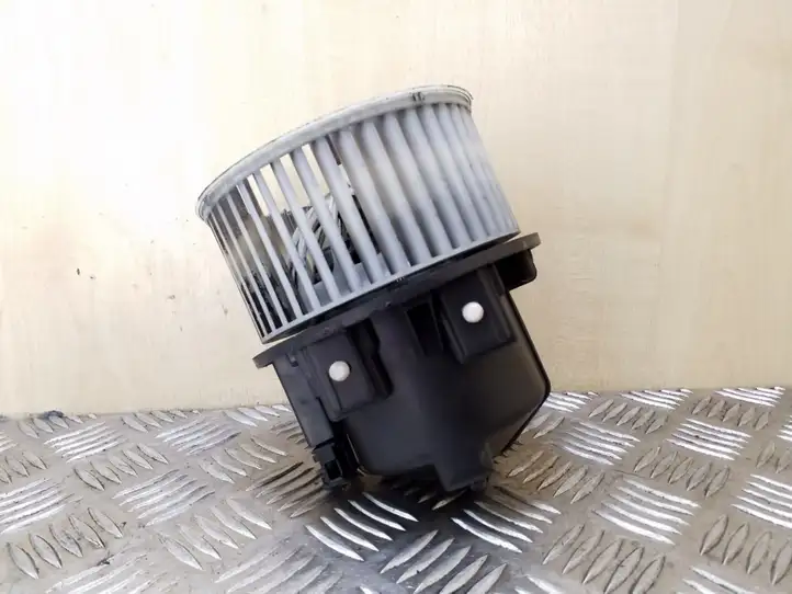 Volvo XC70 (2007 - 2013) 8G9N18D413BA Вентилятор печки — фото 1