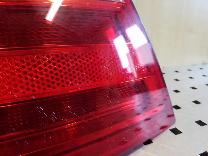 Audi A5 8T 8F (2007 - 2011) 8T0945095 Задний фонарь в кузове — фото 2