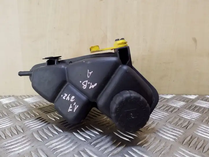Mercedes-Benz A W168 (1997 - 2004) 1685000249 Расширительный бачок — фото 4