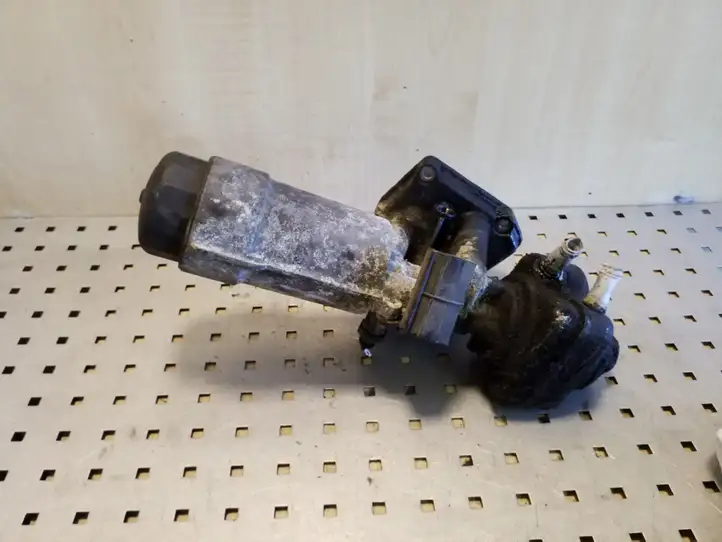 Audi A3/S3 8L (2000 - 2003) 038115389 Кронштейн масляного фильтра — фото 2