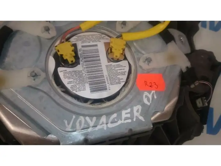 Chrysler Voyager (2004 - 2007) Подушка безопасности руля — фото 9