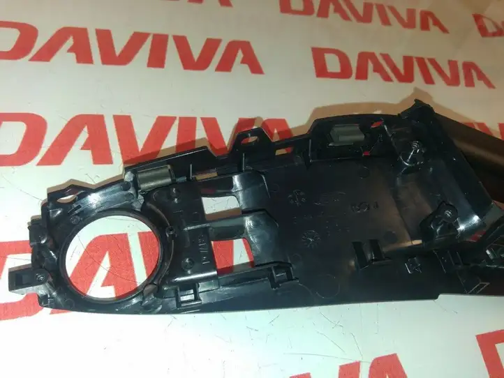 Ford Fiesta (2009 - 2012) C1BB-A240A40-BDW Накладка кнопки стеклоподъемника — фото 3