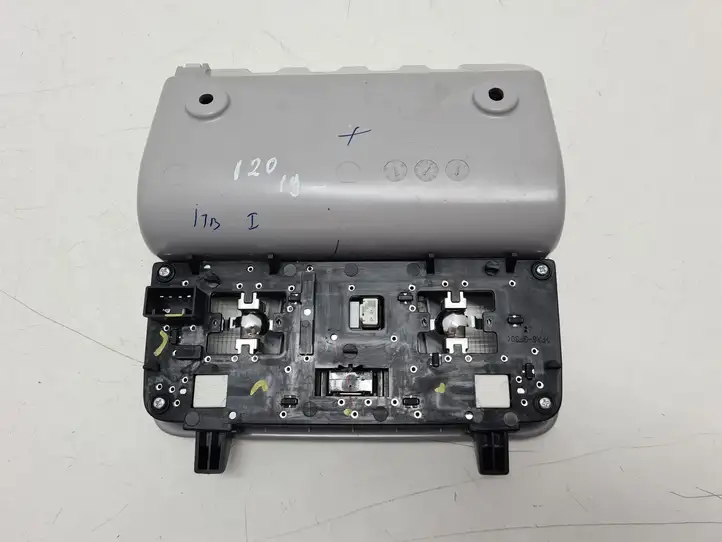 Hyundai i20 (GB IB) (2014 - 2018) 92810C7010TTX Передняя подсветка — фото 4