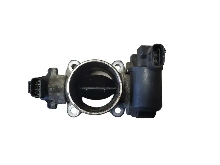 Toyota Avensis T250 (2006 - 2009) 0r0105e24 Дроссельная заслонка — фото 1