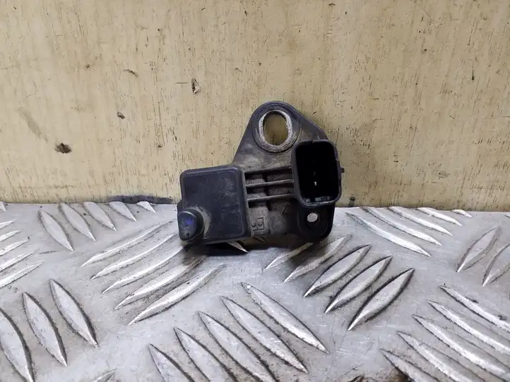 Land Rover Freelander 2 - LR2 (2006 - 2010) 9637466980 Датчик коленвала — фото 1