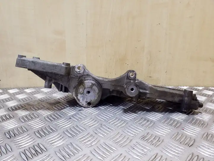 Land Rover Freelander 2 - LR2 (2006 - 2010) 9661310080 Кронштейн генератора — фото 3