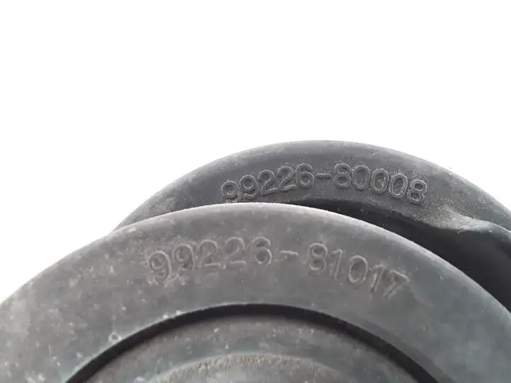 Toyota Previa (XR30, XR40) II (2000 - 2006) 9922681017 Крышка фары — фото 3