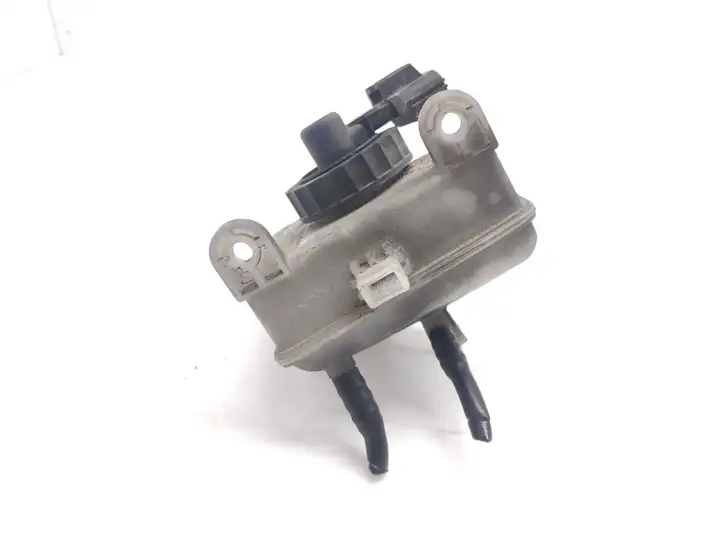 Ford Focus (1998 - 2004) 98AB2C217AC Бачок тормозной жидкости — фото 4