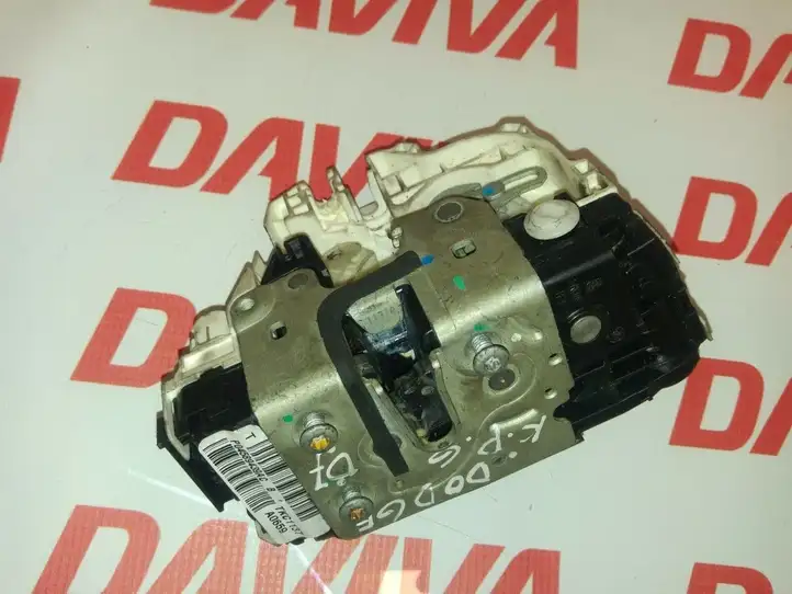 Dodge Avenger (2007 - 2014) P04589439AC Замок задней двери — фото 2
