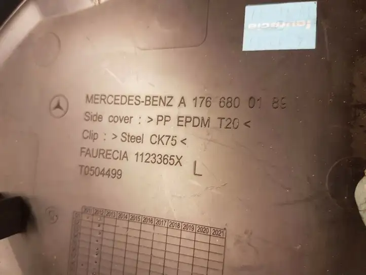 Mercedes-Benz A W176 (2012 - 2018) A1766800189 Боковая отделка панели приборов — фото 3