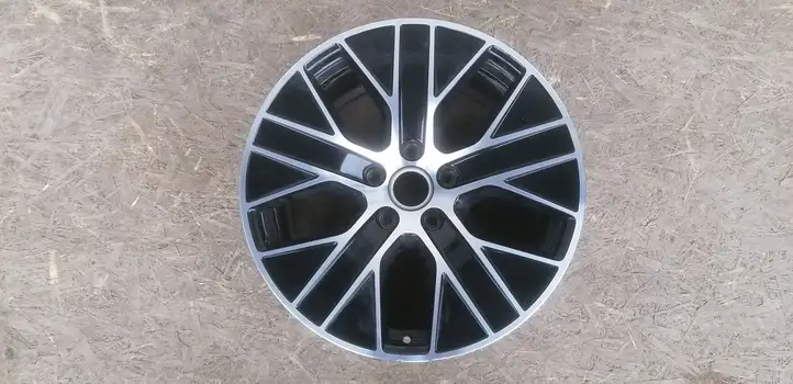 Porsche Taycan 9J1 (2019 - ) 9J1601025 Легкосплавный колесный диск R20 — фото 1