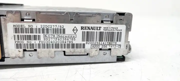 Renault Megane II (2002 - 2005) 8200256141 Магнитола / мультимедийная система — фото 2