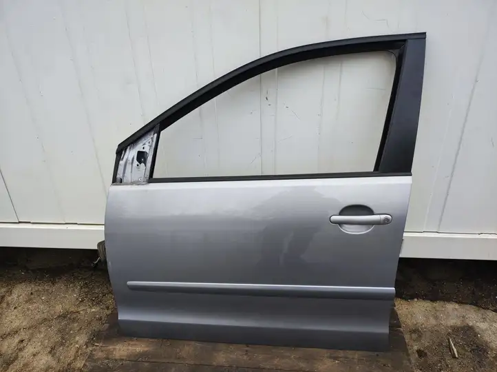 Volkswagen Polo (2005 - 2009) Дверь — фото 1