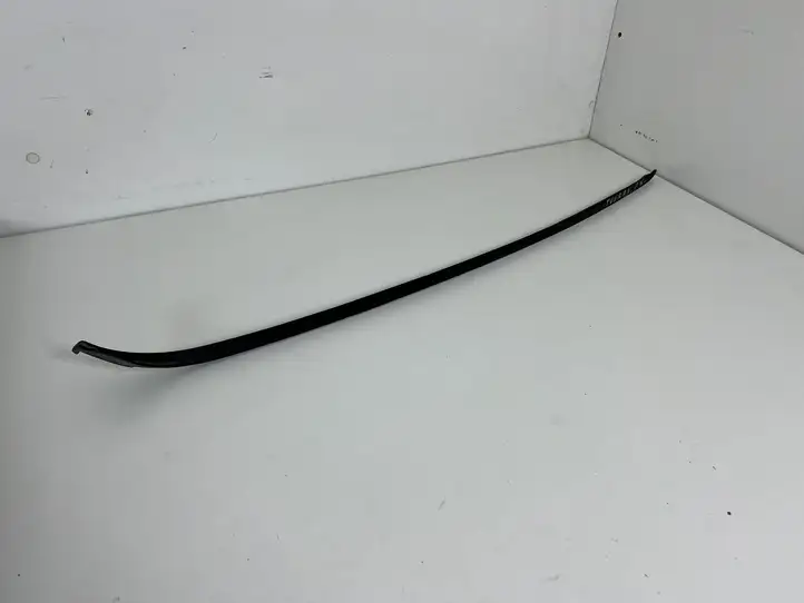 Volkswagen Touran I (2003 - 2010) 1T0854327C Накладка стоек лобового стекла — фото 1